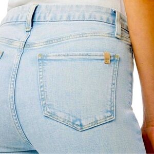 Joe's Jeans Hi Rise Hi Honey (Curvy) Bootcut Jeans in Blissful.